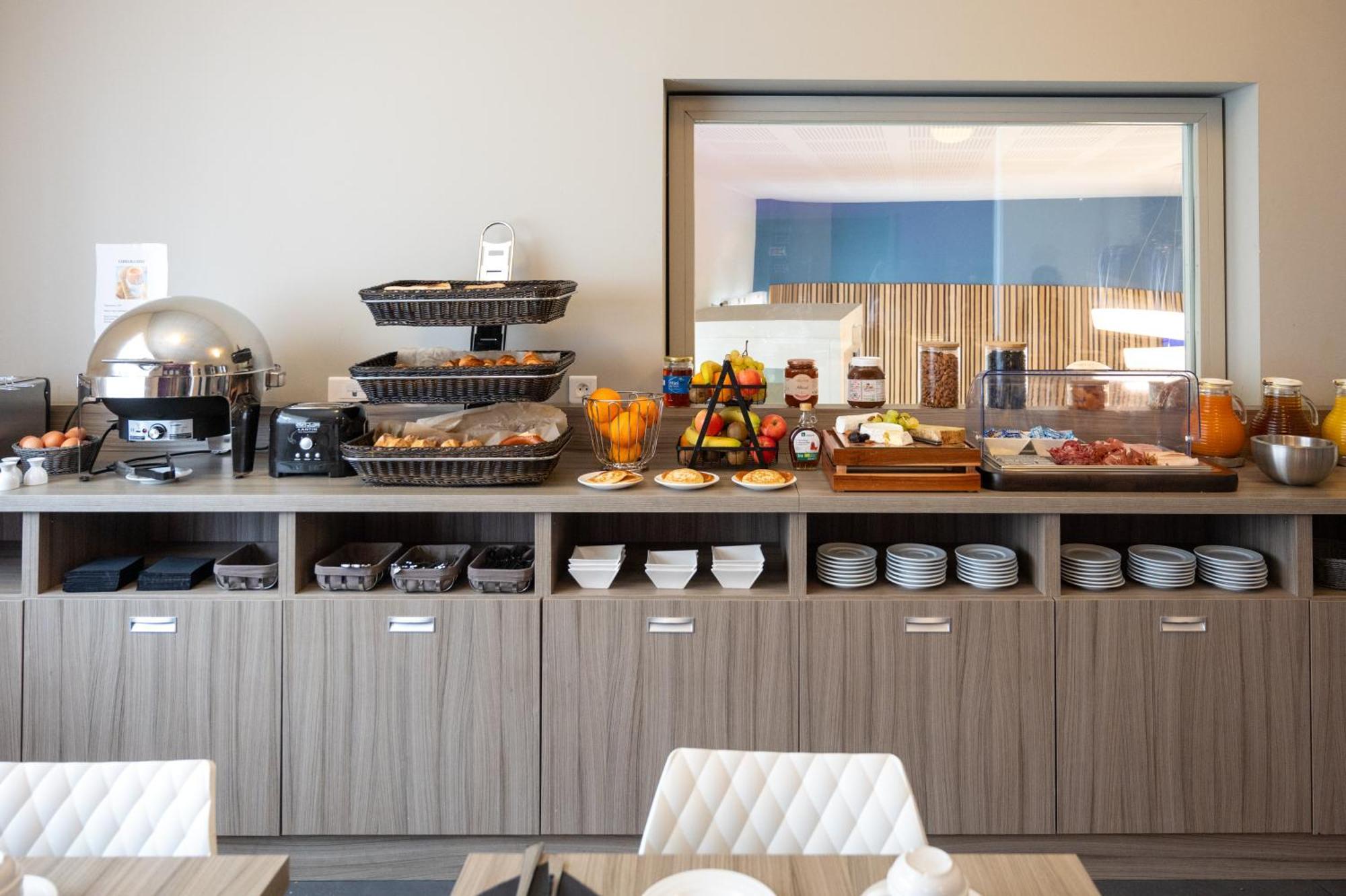 Nemea Appart Hotel Elypseo Strasbourg Port Eksteriør bilde