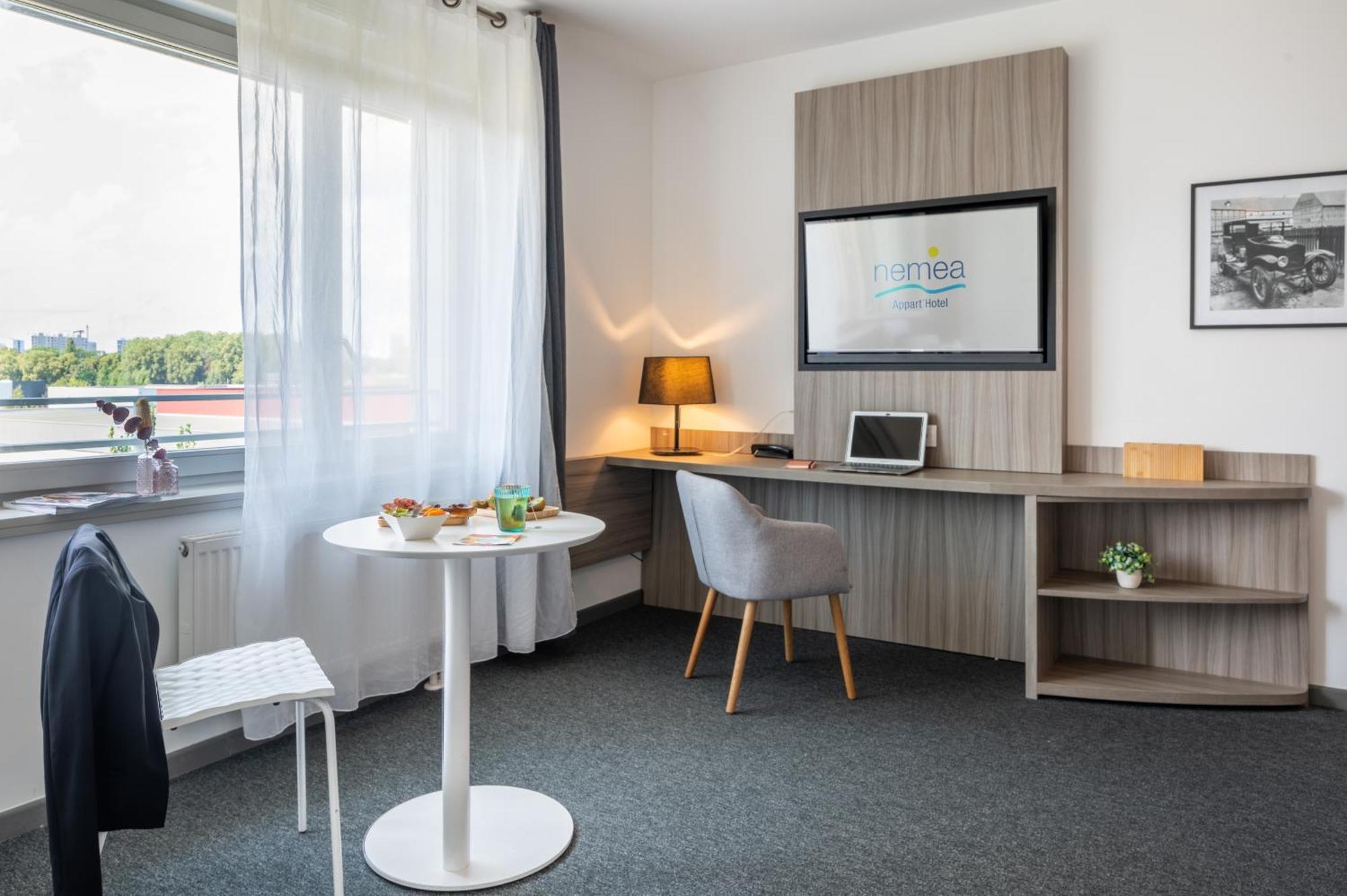 Nemea Appart Hotel Elypseo Strasbourg Port Eksteriør bilde