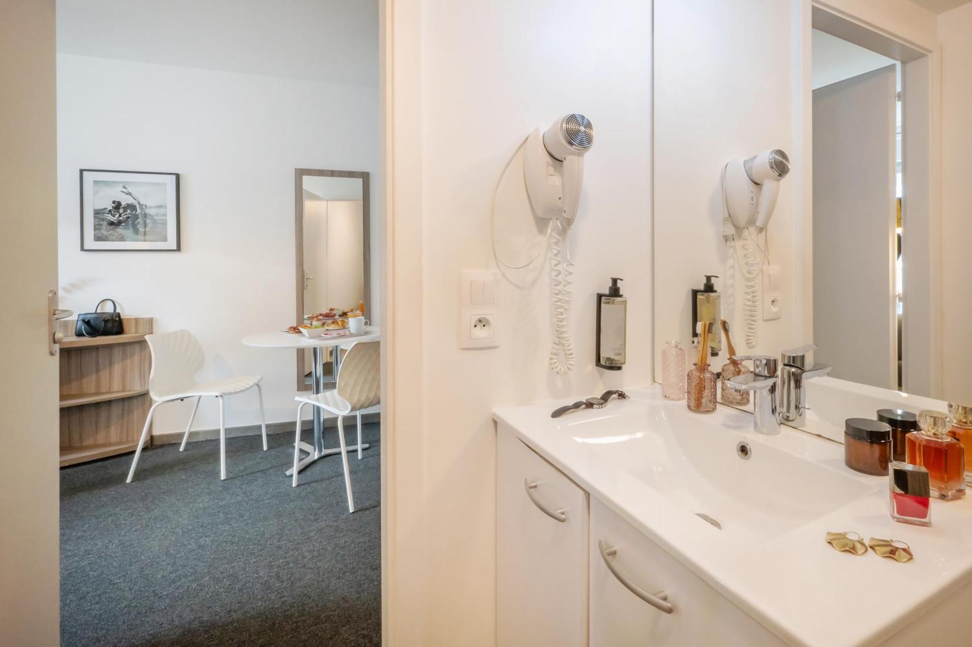 Nemea Appart Hotel Elypseo Strasbourg Port Eksteriør bilde